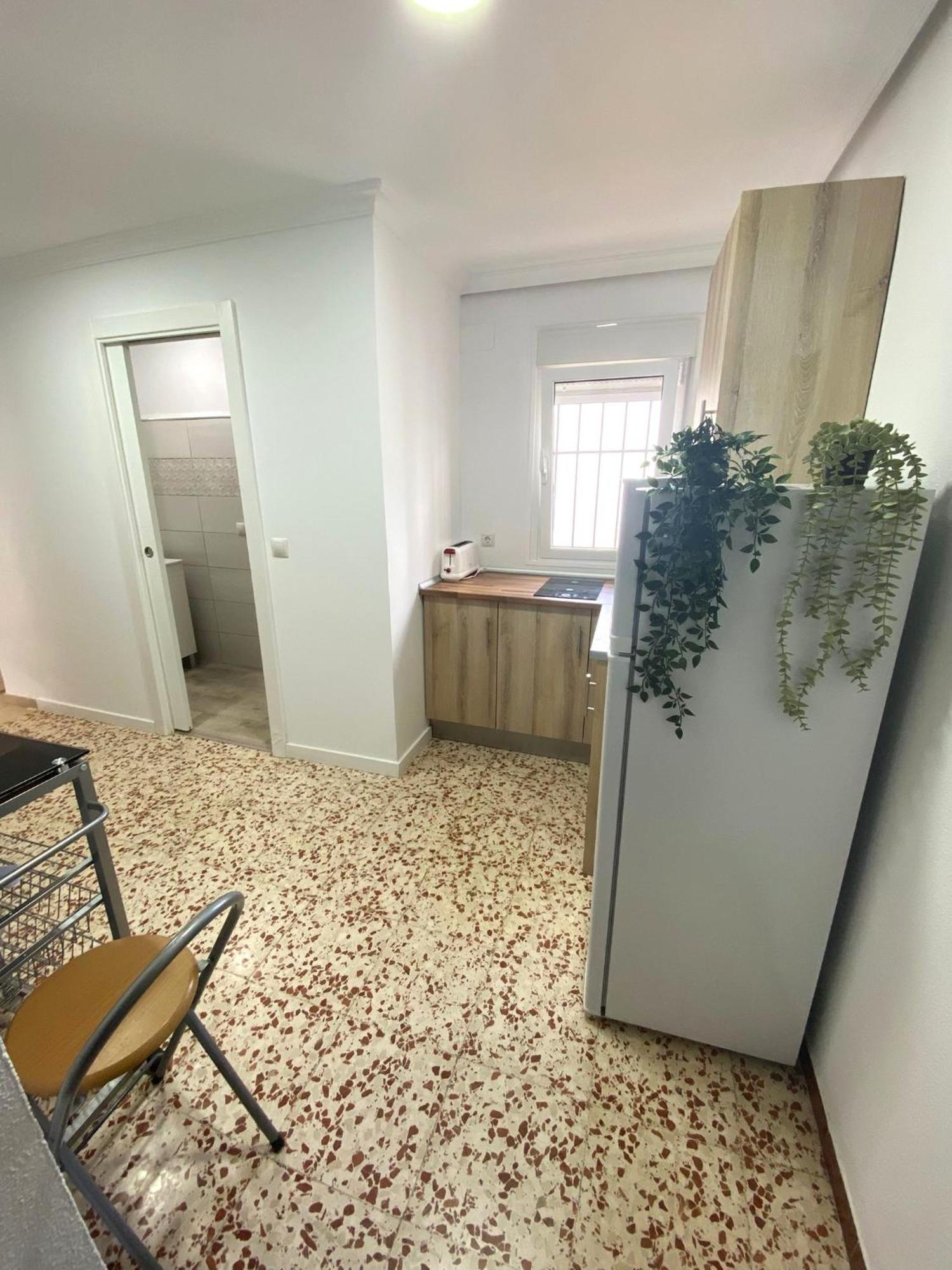Ferienwohnung Casa Parras Basilica Sevilla Exterior foto
