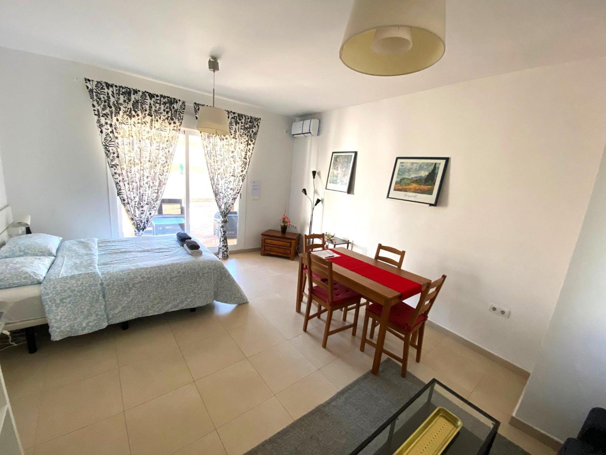 Ferienwohnung Casa Parras Basilica Sevilla Exterior foto