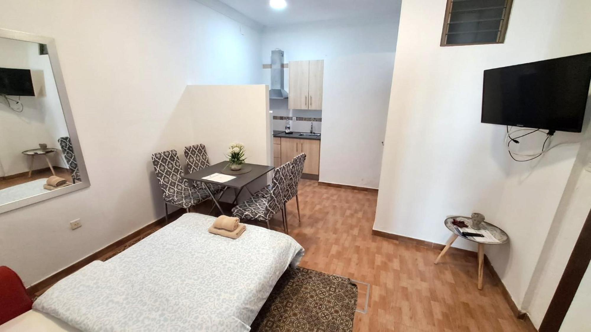 Ferienwohnung Casa Parras Basilica Sevilla Exterior foto