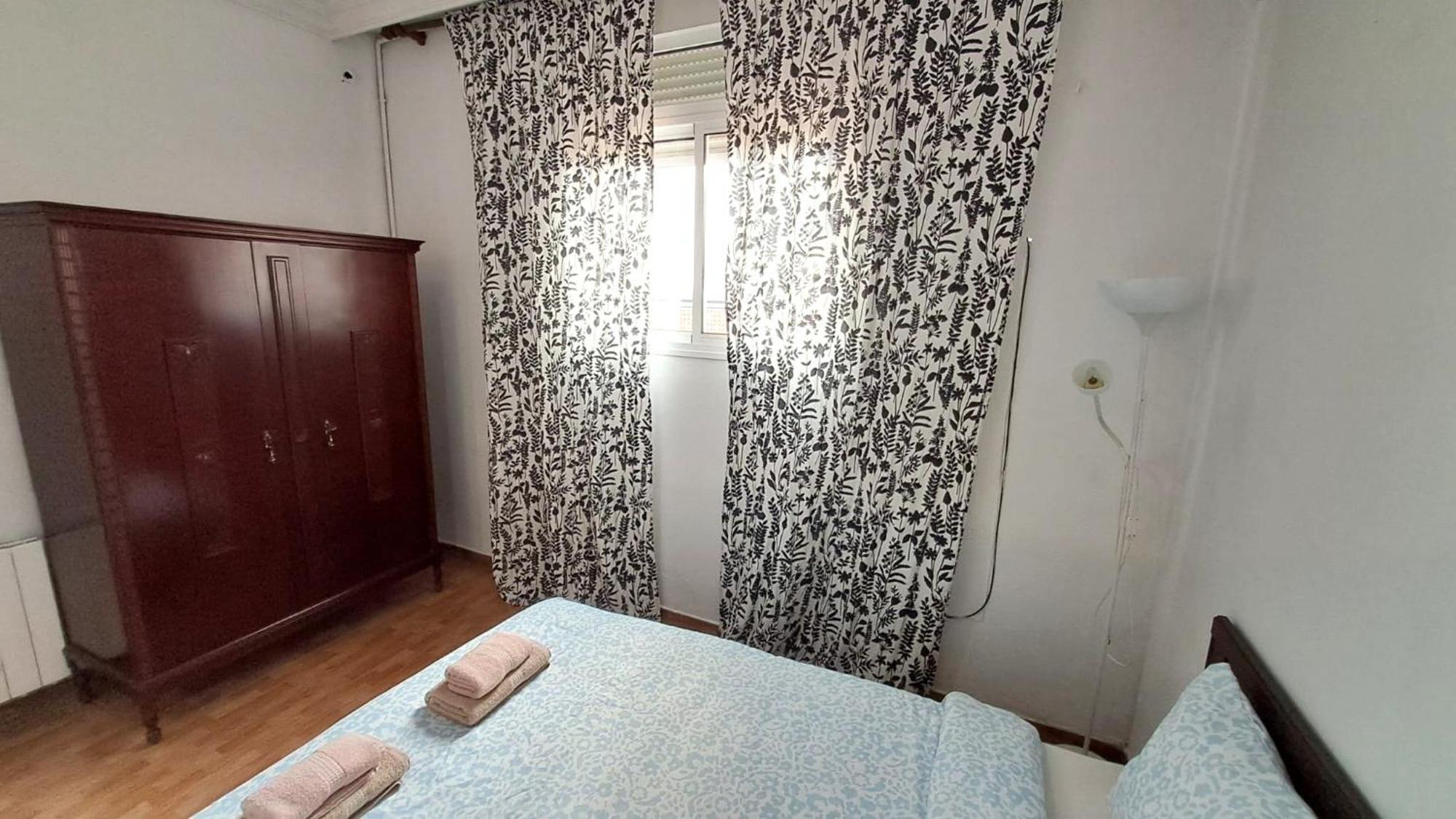 Ferienwohnung Casa Parras Basilica Sevilla Exterior foto